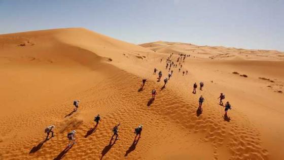ماراطون الرمال يقتحم الصحراء المغربية