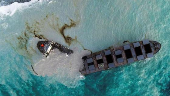 تضافر الجهود لإنقاذ سواحل جزيرة موريشيوس من التلوث