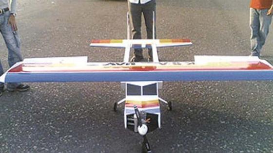طائرة بدون طيار تعمل بالطاقة الشمسية