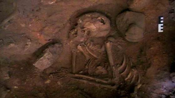 اكتشاف هيكلين عظميين بشريين لمغاربة العصر الحجري